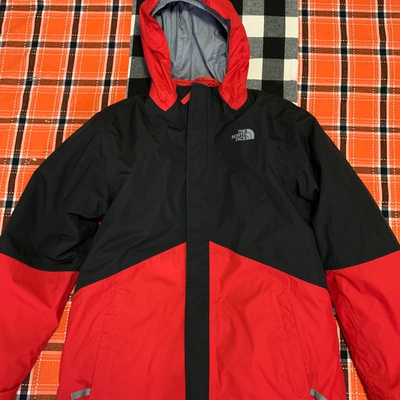 the north face boys boundary triclimate jacket